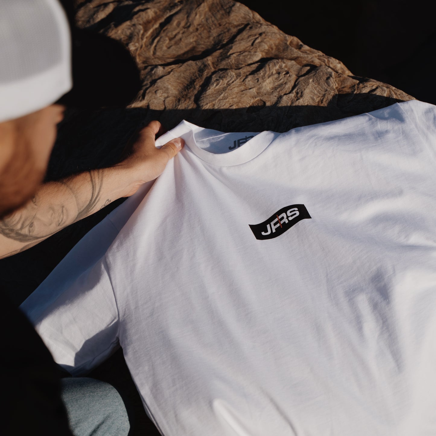 C.001 TEE | WHITE