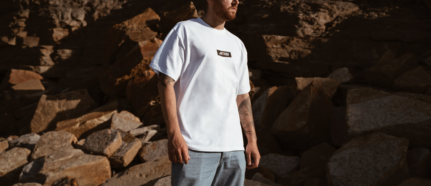 C.001 TEE | WHITE